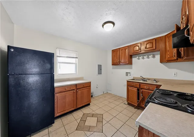 Photo 3 of Sale Pending at 3512 Geis Rd, Dayton, OH 45416 | MLS# 965120 | Listing updated on 2026-09-25