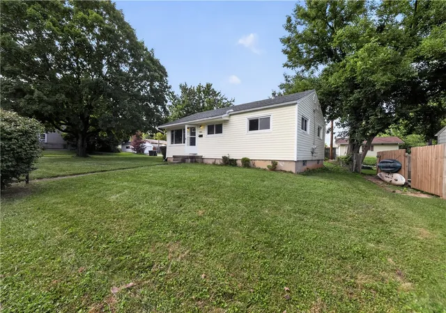 Photo 3 of Single family home for sale at 1801 Willamet Rd, Dayton, OH 45429 | MLS# 964025 | Listing updated on 2026-09-03