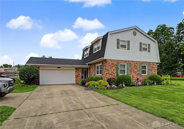 Photo 1 of Single family home for sale at 5295 David Dr, Tipp City, OH 45371 | MLS# 965269 | Listing updated on 2026-09-14