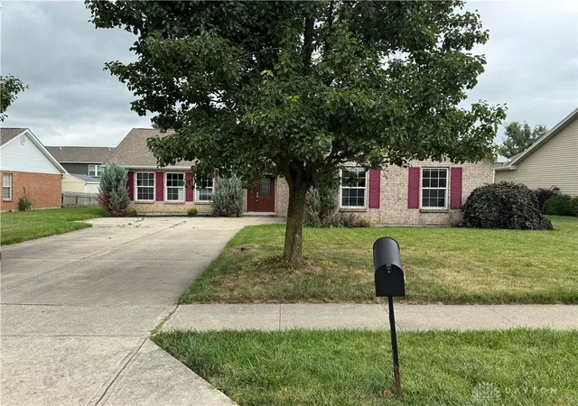Photo 3 of Sale Pending at 110 Brooke Woode Dr, Brookville, OH 45309 | MLS# 965259 | Listing updated on 2026-09-21