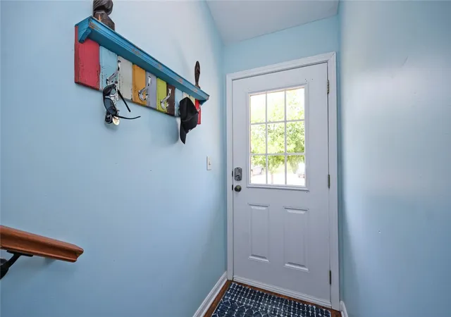 Listing Photo 4 - Condo for sale in building located at 1064 Heritage Grn Dr, Monroe, OH 45050