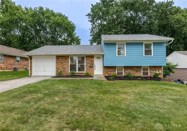Photo 1 of Single family home for sale at 70 Mcvey Pl, Springboro, OH 45066 | MLS# 965303 | Listing updated on 2026-10-06