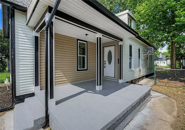 Photo 3 of Single family home for sale at 104 N Harbine Ave, Dayton, OH 45403 | MLS# 965406 | Listing updated on 2026-10-22