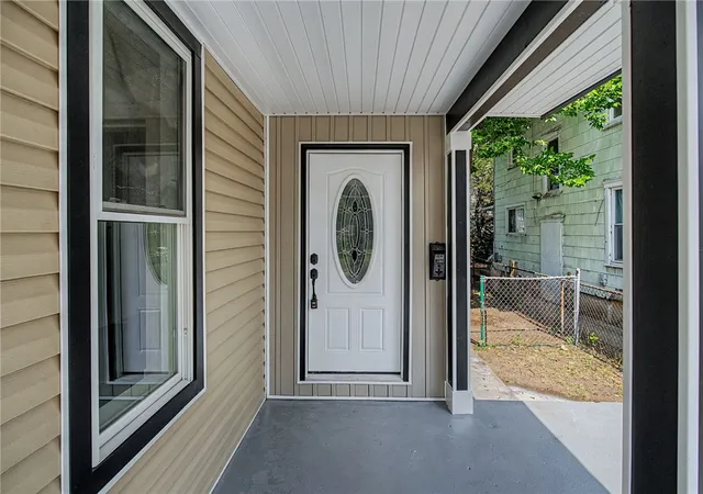 Photo 4 of Single family home for sale at 104 N Harbine Ave, Dayton, OH 45403 | MLS# 965406 | Listing updated on 2026-10-22