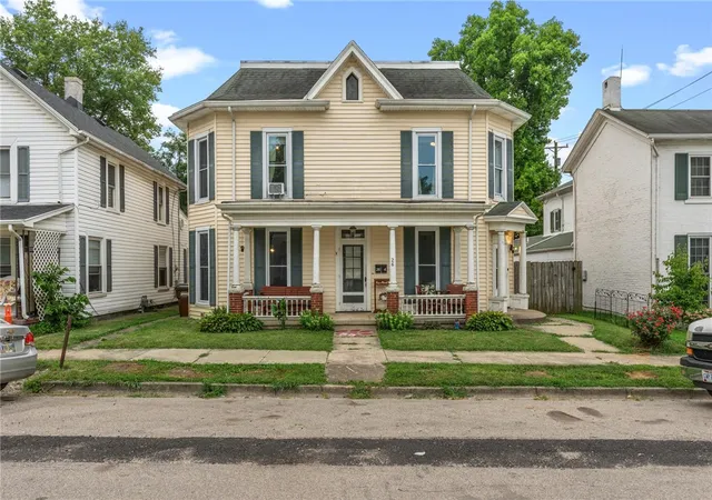 Photo 3 of Single family home for sale at 24 E 5th Street, Franklin, OH 45005 | MLS# 965393 | Listing updated on 2026-09-20