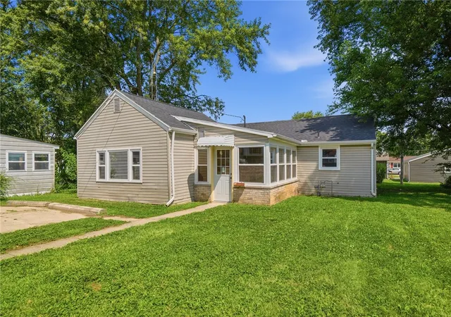 Photo 1 of Single family home for sale at 140 W Keller St, Bradford, OH 45308 | MLS# 965379 | Listing updated on 2026-09-16