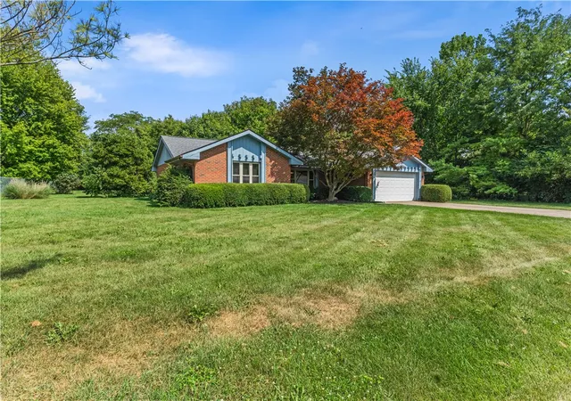 Photo 3 of Single family home for sale at 6436 Manete St, Springfield, OH 45502 | MLS# 965280 | Listing updated on 2026-09-13