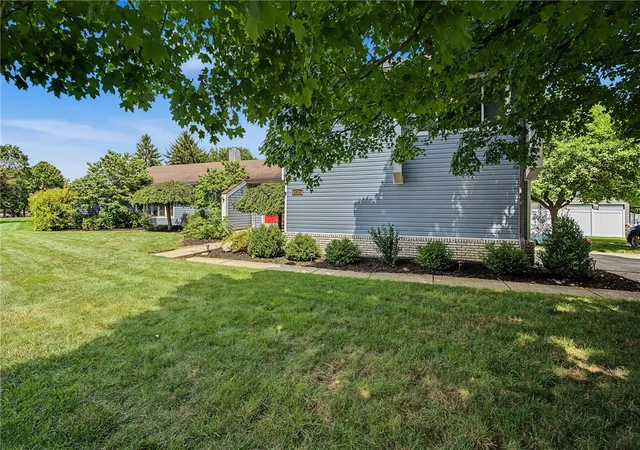 Photo 3 of Single family home for sale at 2605 Greenlawn Dr, Troy, OH 45373 | MLS# 965490 | Listing updated on 2026-09-27