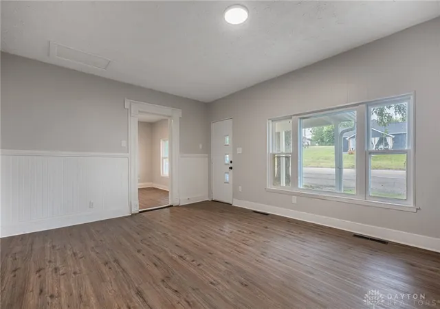 Photo 4 of Single family home for sale at 637 E Main St, Xenia, OH 45385 | MLS# 965603 | Listing updated on 2026-08-31