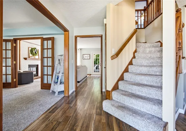 Photo 3 of Sale Pending at 335 Kingsfield Ct, Yellow Springs, OH 45387 | MLS# 965195 | Listing updated on 2026-09-16