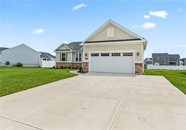 Photo 4 of Single family home for sale at 168 E Chapel Dr, Troy, OH 45373 | MLS# 965086 | Listing updated on 2026-09-21