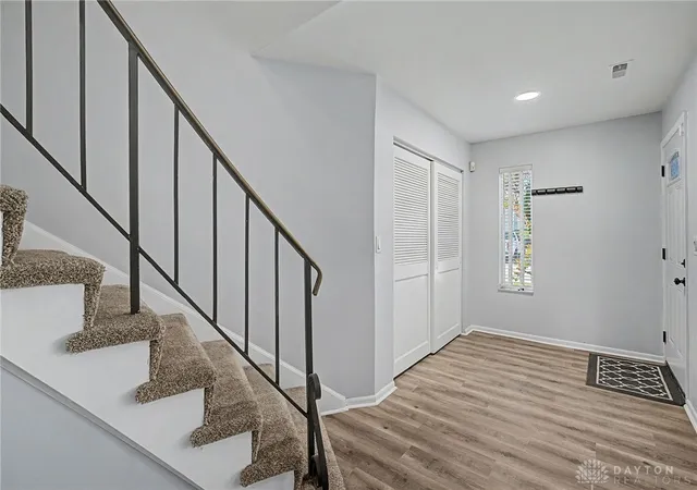 Listing Photo 4 - Condo for sale in building located at 4645 Merrick Dr, Dayton, OH 45415