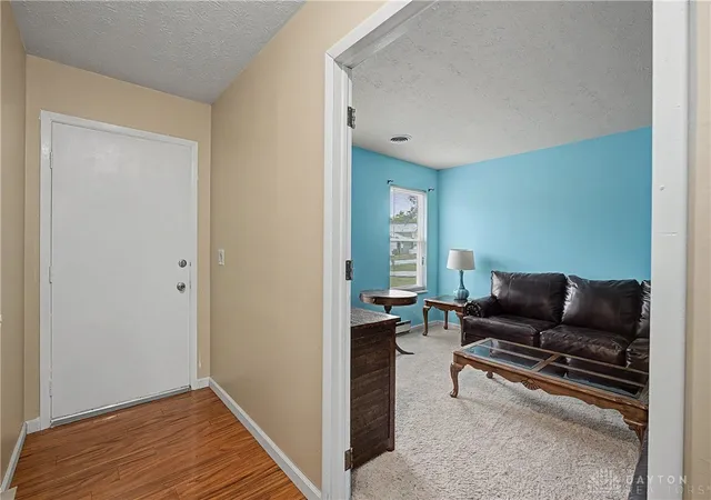 Photo 2 of Single family home for sale at 8630 Nanwich Ct, Franklin, OH 45005 | MLS# 965306 | Listing updated on 2026-08-31