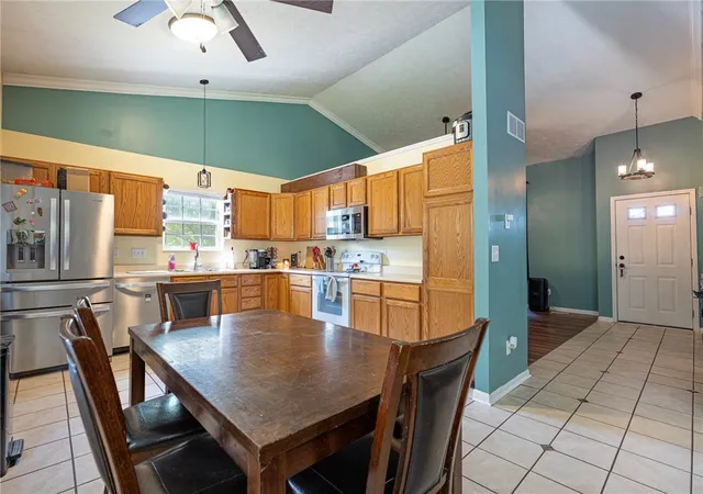 Photo 4 of Single family home for sale at 592 Sherman Dr, Franklin, OH 45005 | MLS# 965792 | Listing updated on 2026-09-08