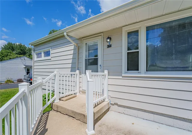 Photo 4 of Sale Pending at 677 S Columbus St, Xenia, OH 45385 | MLS# 965849 | Listing updated on 2026-10-02