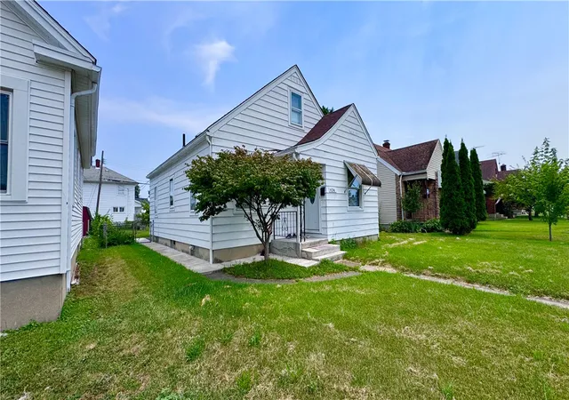 Photo 2 of Single family home for sale at 434 Grove Ave, Dayton, OH 45404 | MLS# 965927 | Listing updated on 2026-08-31