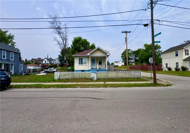 Photo 2 of Single family home for sale at 1539 Chapel St, Dayton, OH 45404 | MLS# 965934 | Listing updated on 2026-08-31