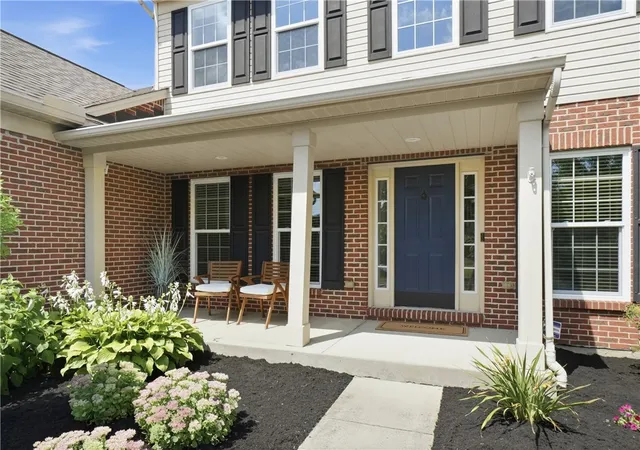 Photo 3 of Sale Pending at 6479 Rosemont Ln, Mason, OH 45040 | MLS# 965805 | Listing updated on 2026-10-05