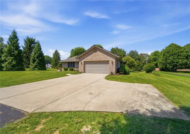 Photo 2 of Single family home for sale at 10619 Frederick Pike, Vandalia, OH 45377 | MLS# 965808 | Listing updated on 2026-08-31