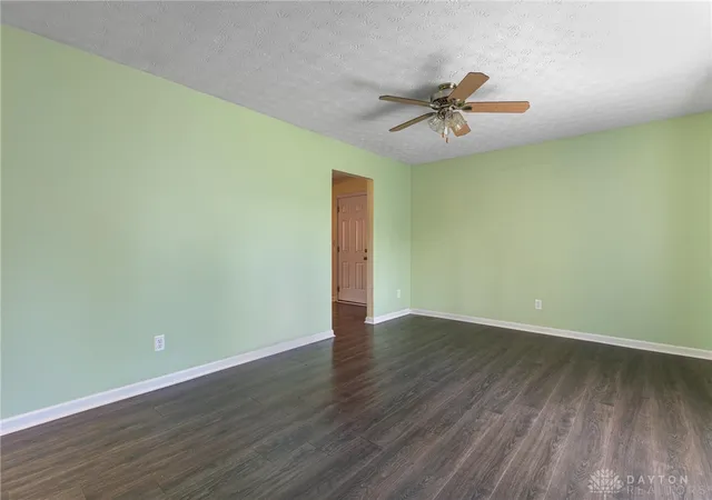 Photo 2 of Sale Pending at 7606 Washington Park Dr, Dayton, OH 45459 | MLS# 966012 | Listing updated on 2026-09-03