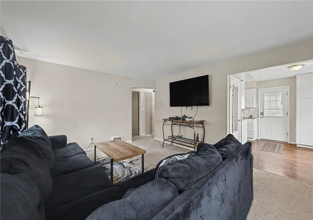 Photo 4 of Sale Pending at 246 N Cherrywood Ave, Dayton, OH 45403 | MLS# 964894 | Listing updated on 2026-09-20