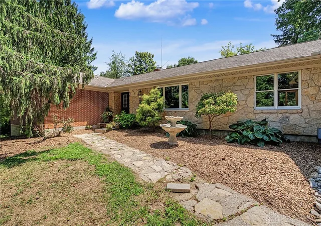 Photo 1 of Single family home for sale at 8815 Oregonia Rd, Waynesville, OH 45068 | MLS# 965974 | Listing updated on 2026-09-11