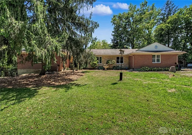 Photo 3 of Single family home for sale at 8815 Oregonia Rd, Waynesville, OH 45068 | MLS# 965974 | Listing updated on 2026-09-11