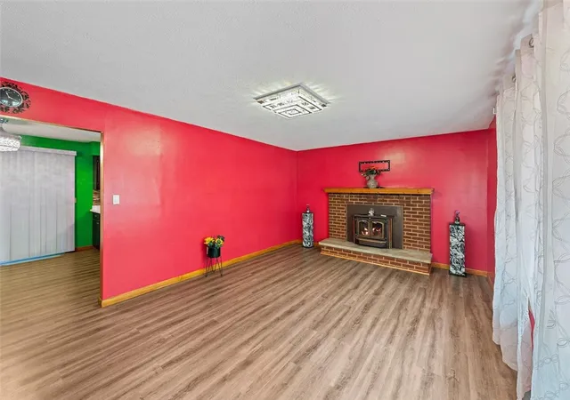 Photo 3 of Sale Pending at 2605 Cincinnati Dayton Rd, Middletown, OH 45044 | MLS# 965955 | Listing updated on 2026-09-18