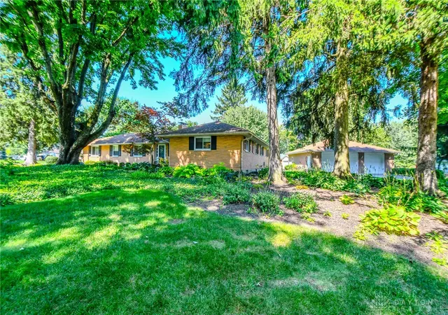 Photo 2 of Single family home for sale at 101 Laurelann Dr, Dayton, OH 45429 | MLS# 963292 | Listing updated on 2026-09-02