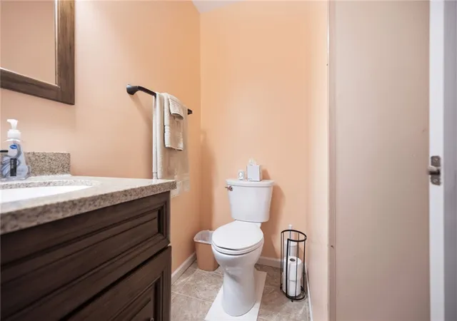 Photo 4 of Single family home for sale at 1420 Ottawa Dr, Xenia, OH 45385 | MLS# 965943 | Listing updated on 2026-09-30