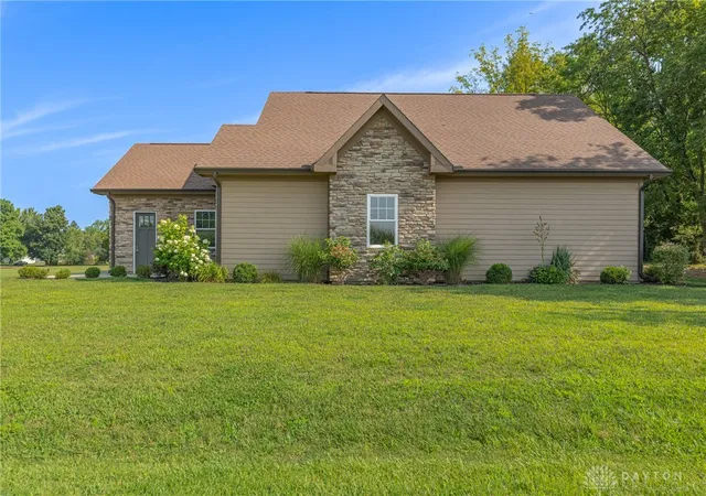 Photo 2 of Single family home for sale at 278 E Powell Ave, Urbana, OH 43078 | MLS# 966061 | Listing updated on 2026-09-08