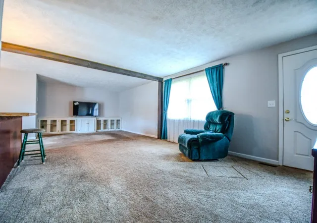 Photo 3 of Single family home for sale at 7882 Sebring Dr, Dayton, OH 45424 | MLS# 965833 | Listing updated on 2026-09-03