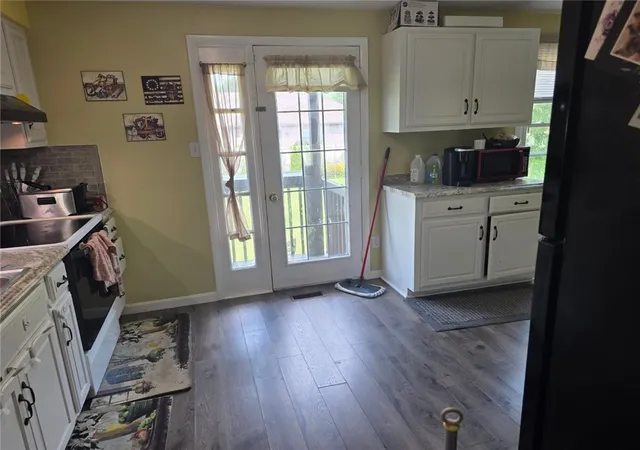 Photo 2 of Single family home for sale at 304 Westerly Hills Dr, Englewood, OH 45322 | MLS# 966062 | Listing updated on 2026-09-09