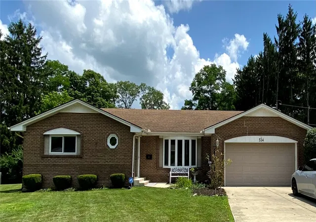 Photo 1 of Single family home for sale at 514 Snowglen Dr, Englewood, OH 45322 | MLS# 966073 | Listing updated on 2026-09-10