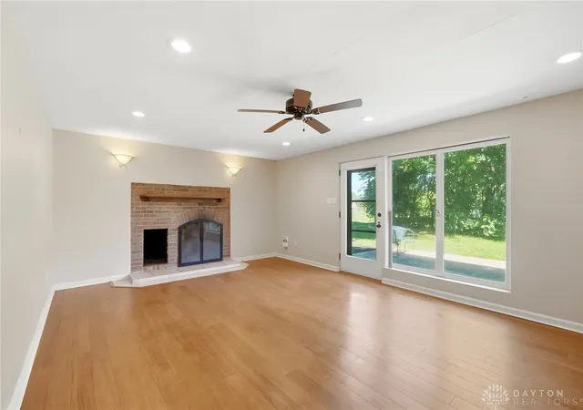 Photo 4 of Single family home for sale at 1801 Burgundy Ln, Dayton, OH 45459 | MLS# 966077 | Listing updated on 2026-10-07