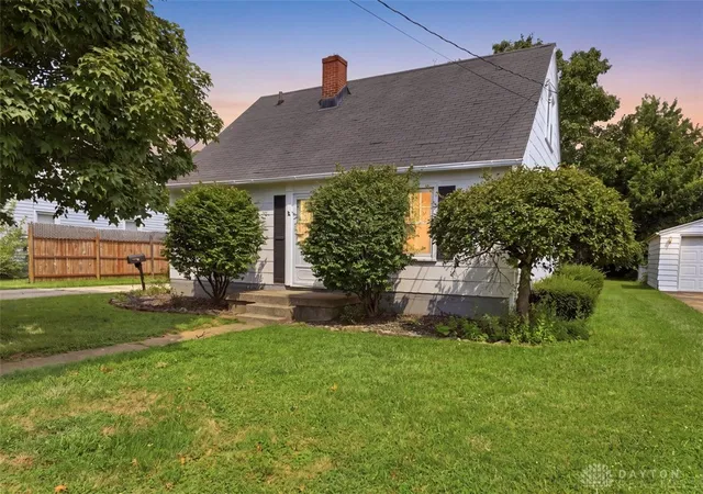 Photo 1 of Single family home for sale at 911 Ellen Dr, Middletown, OH 45042 | MLS# 965868 | Listing updated on 2026-09-13