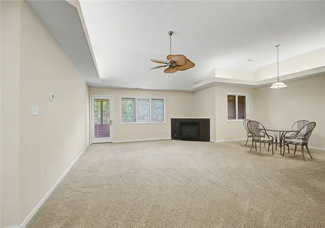 Listing Photo 5 - Condo for sale in building located at 4688 Elysian Wy, Huber Heights, OH 45424 - Unit #A