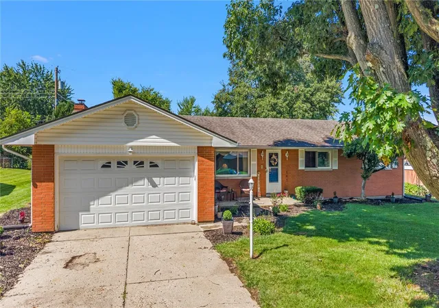 Photo 1 of Single family home for sale at 995 Oak Dale Dr, Xenia, OH 45385 | MLS# 966042 | Listing updated on 2026-09-06