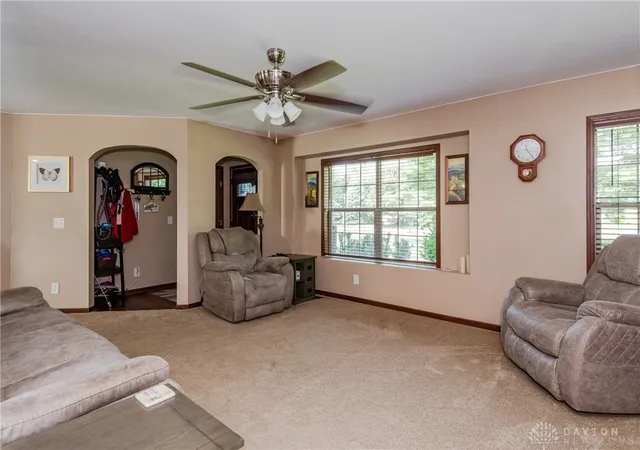 Photo 5 of Sale Pending at 945 Ormsby Dr, Xenia, OH 45385 | MLS# 965482 | Listing updated on 2026-08-30