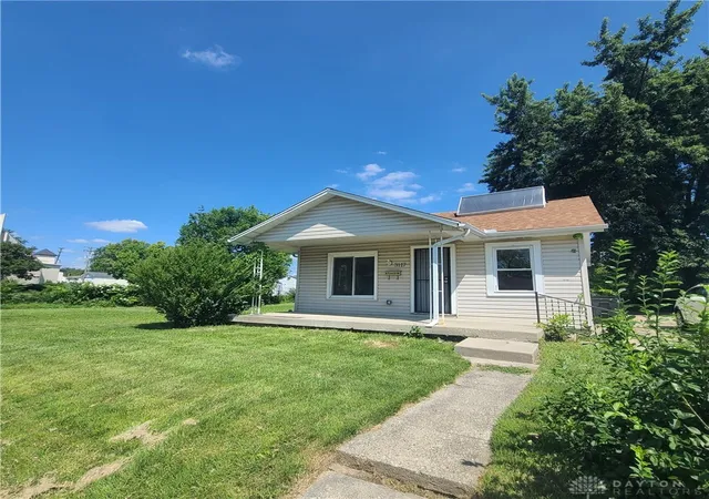 Photo 2 of Single family home for sale at 3117 Lakeview Ave, Dayton, OH 45417 | MLS# 966224 | Listing updated on 2026-09-09