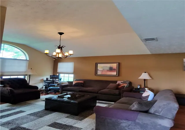 Listing Photo 4 - Condo for sale in building located at 2519 Allister Cir, Miamisburg, OH 45342 - Unit #D