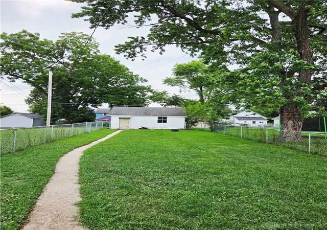 Photo 3 of Single family home for sale at 334 Ellis St, Troy, OH 45373 | MLS# 966272 | Listing updated on 2026-09-25