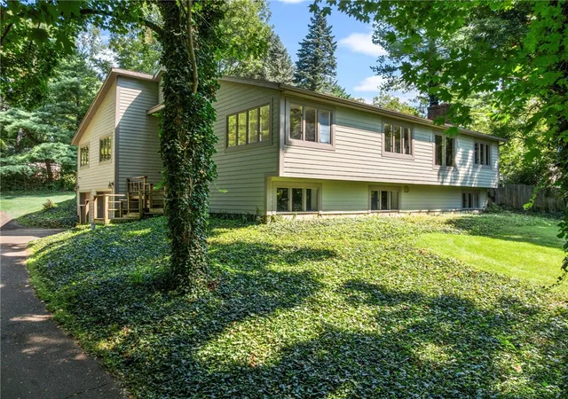 Single family home for sale at 303 E Whipp Rd, Dayton, OH 45459 | MLS# 965898