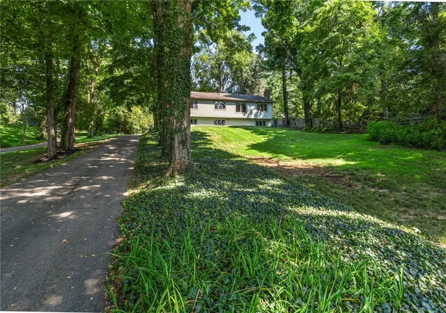 Photo 3 of Single family home for sale at 303 E Whipp Rd, Dayton, OH 45459 | MLS# 965898 | Listing updated on 2026-10-06
