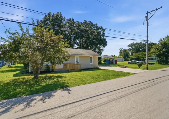 Photo 3 of Single family home for sale at 9344 Bruce Dr, Franklin, OH 45005 | MLS# 966264 | Listing updated on 2026-09-20