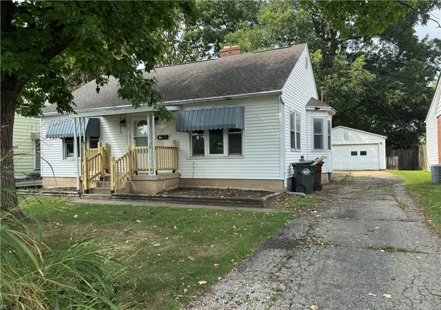 Photo 2 of Sale Pending at 21 Greene St, Fairborn, OH 45324 | MLS# 966142 | Listing updated on 2026-10-05