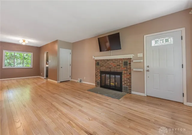 Photo 3 of Single family home for sale at 125 Napoleon Dr, Dayton, OH 45429 | MLS# 966287 | Listing updated on 2026-09-09