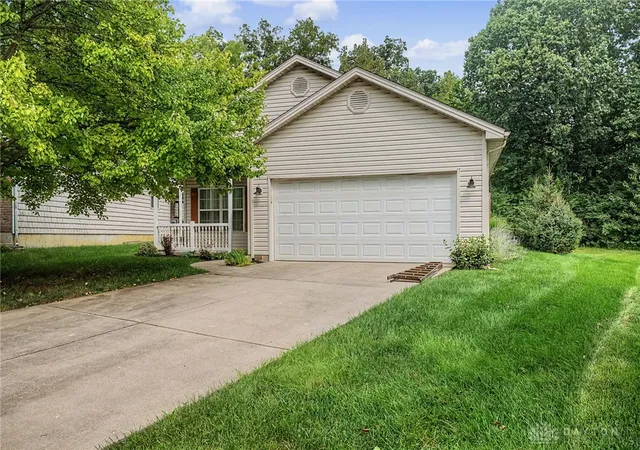 Photo 1 of Single family home for sale at 4911 Sir Gregory Way, Middletown, OH 45044 | MLS# 966337 | Listing updated on 2026-09-08