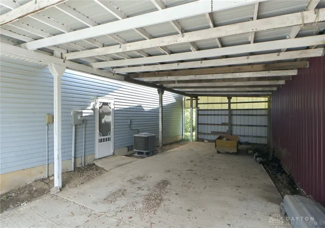 Photo 4 of Single family home for sale at 7561 N US 42, Waynesville, OH 45068 | MLS# 966230 | Listing updated on 2026-08-30
