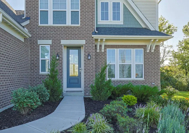 Photo 3 of Single family home for sale at 5007 Bogey Ct, Lebanon, OH 45036 | MLS# 966433 | Listing updated on 2026-10-05